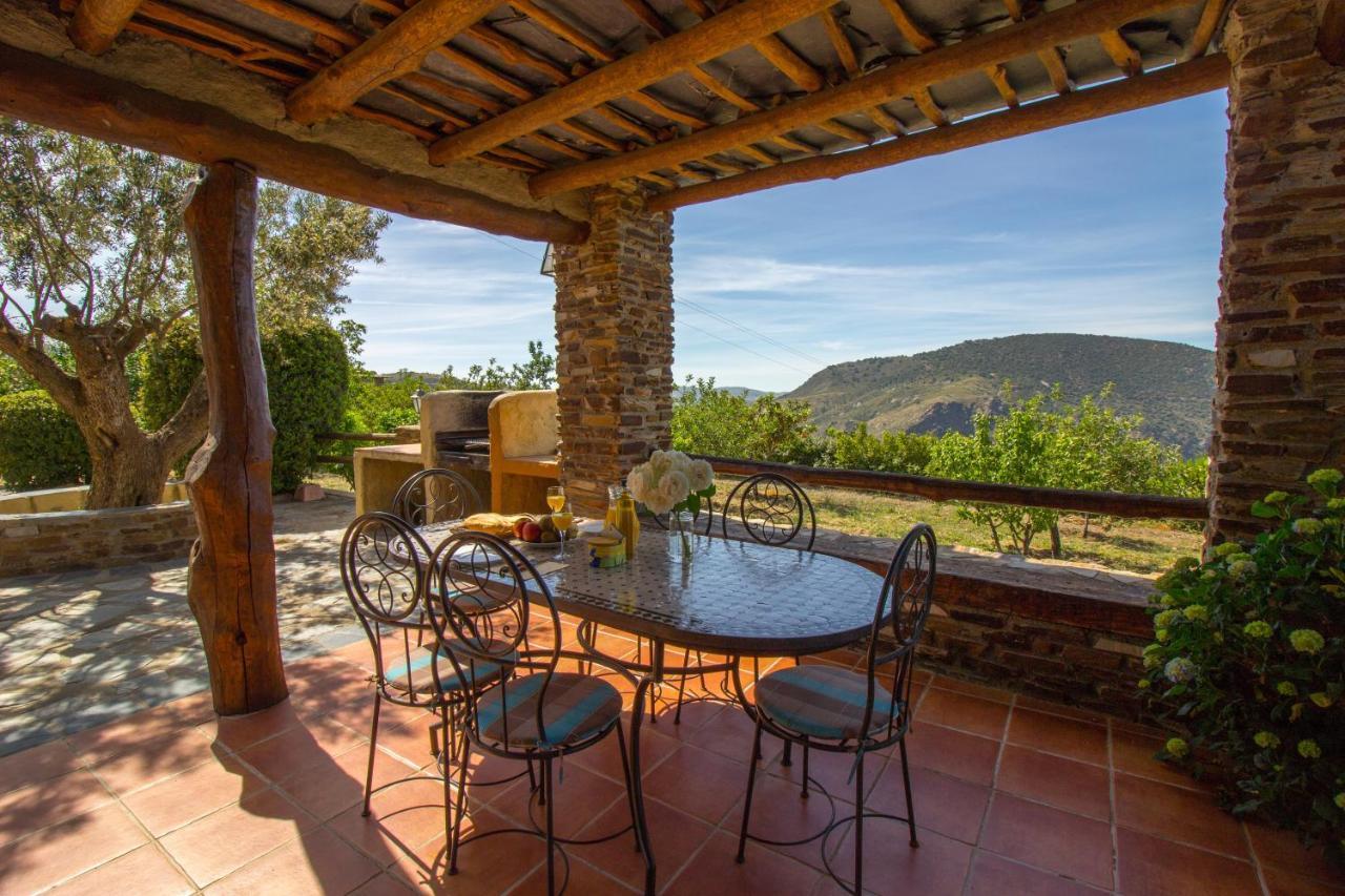 Villa Cortijo La Loma De La Alpujarra à Pitres Extérieur photo