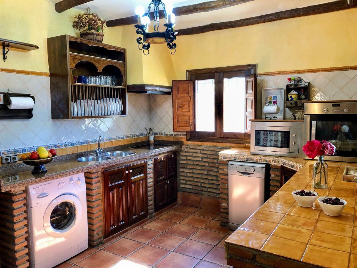 Villa Cortijo La Loma De La Alpujarra à Pitres Extérieur photo
